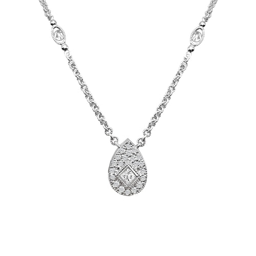 Cooper Jewelers.22 Carat Princess And Round Cut Diamond