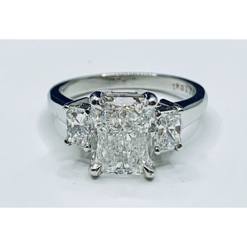 Cooper Jewelers Princess Cut Diamonds in Platinum Setting